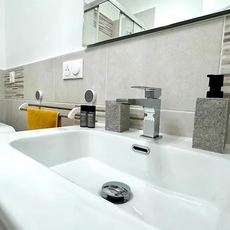 Le Cocoon - Proche Centre - Climatisation - Wifi Apartmán